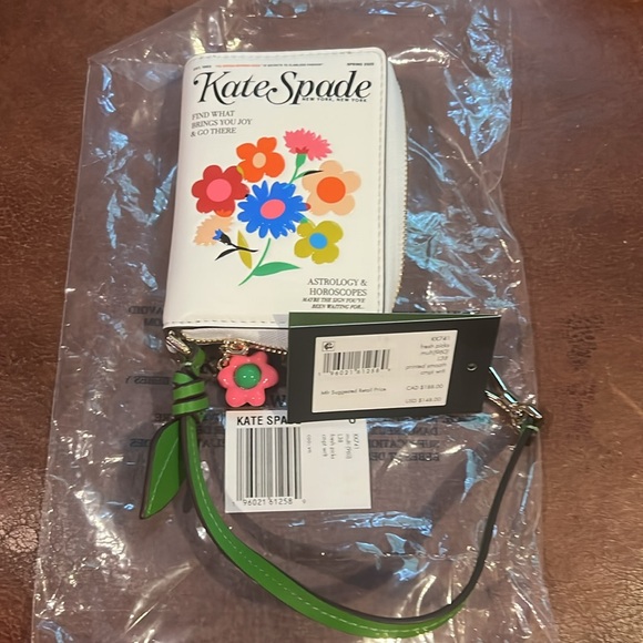 Kate Spade Fresh Picks Floral wristlet